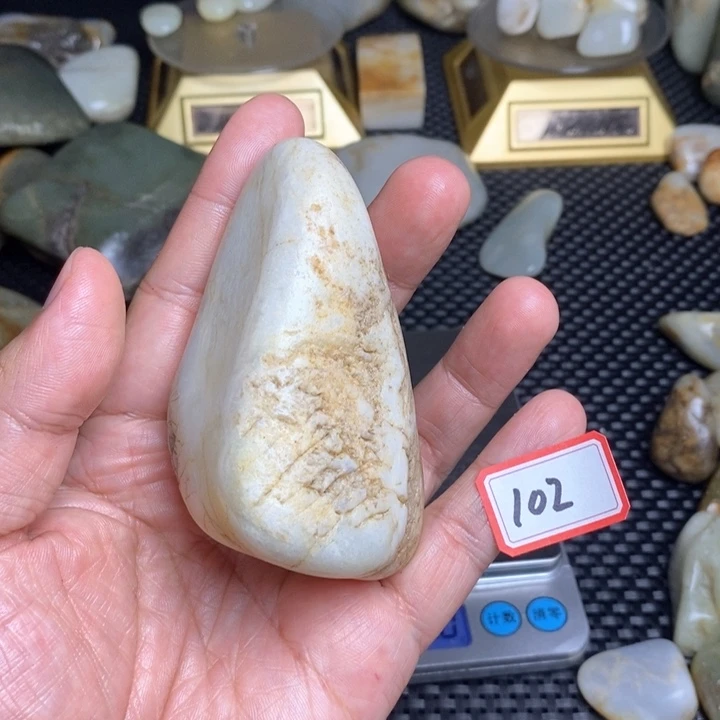 未镶嵌和田玉把件102