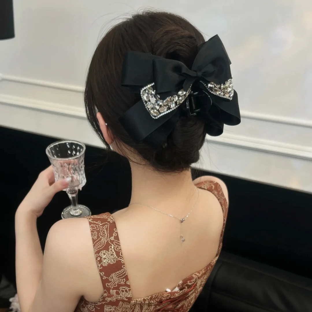 轻奢高级感闪锆蝴蝶结鲨鱼夹甜美时尚气质抓夹后脑勺盘发夹头饰子
