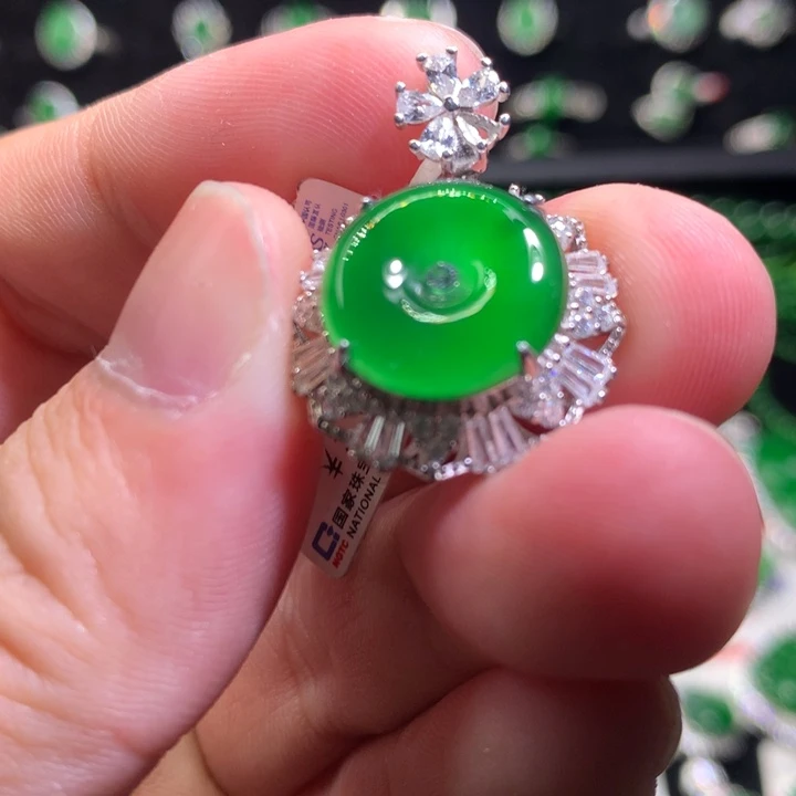 【闪购商品】翡翠颈饰银S925镶嵌平安扣