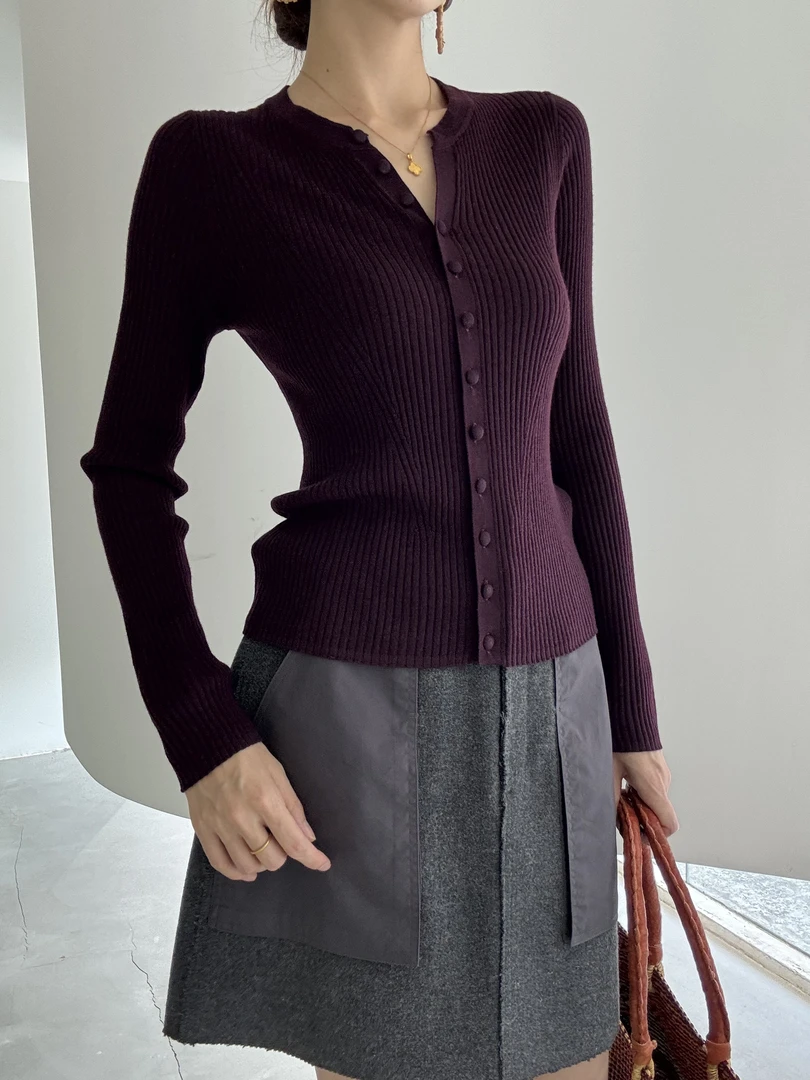 【WANYUZHOU】扬子纱秋冬羊毛v领长袖针织女士打底衫