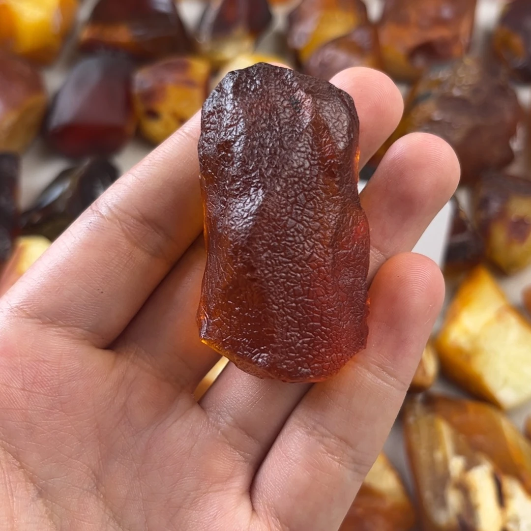 定制琥珀未镶嵌净水蛋面牌