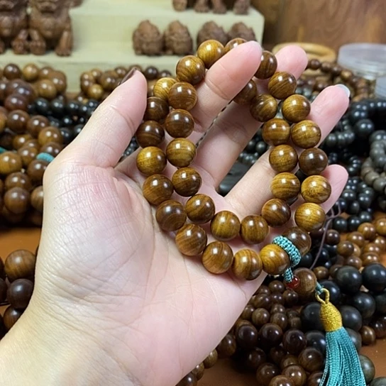 老山檀香黑肉沉水1.2手持