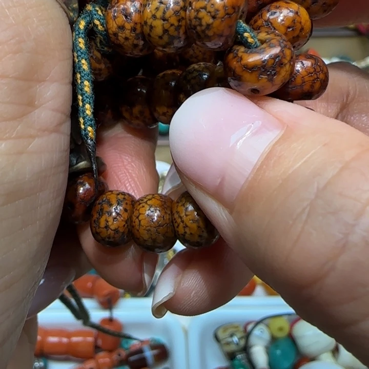 独***待柏香籽/百香籽吊坠