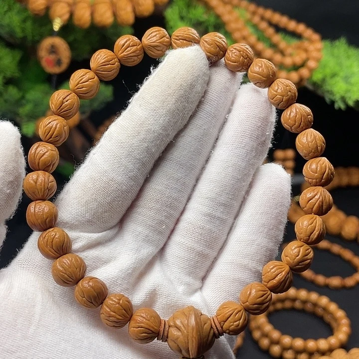 B***彬桃核吊坠秦岭龙纹桃核