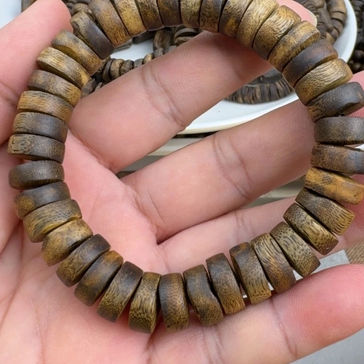 空***梦手串沉香乌身手串14克