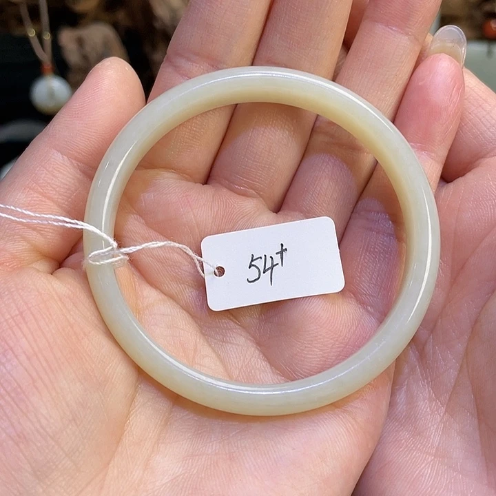 【闪购商品】和田玉手镯未镶嵌