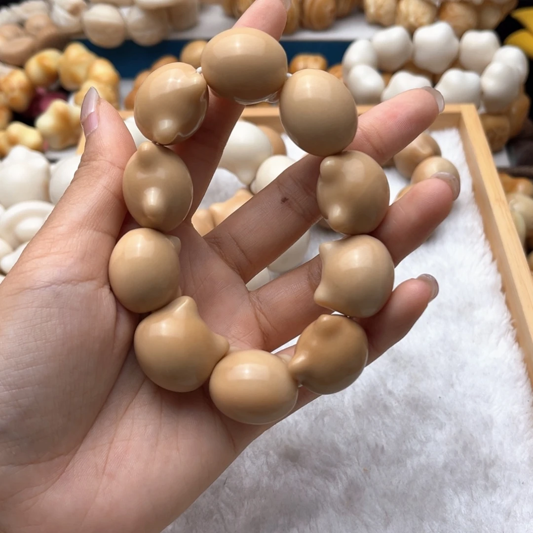 吊坠菩提根/象牙果卡2223