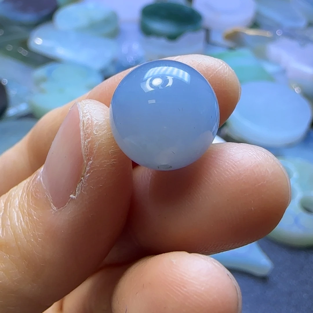 翡翠颈饰未镶嵌定制