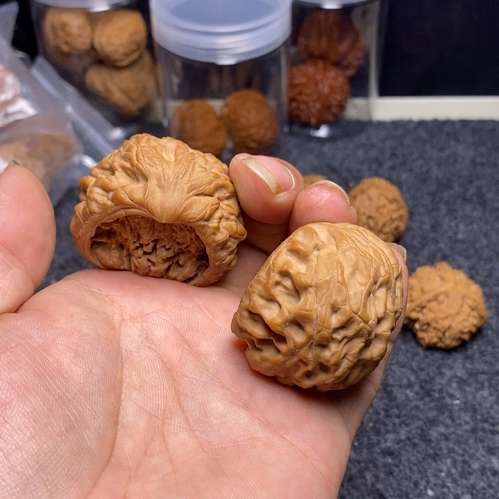 吊坠文玩核桃44全品聚宝盆