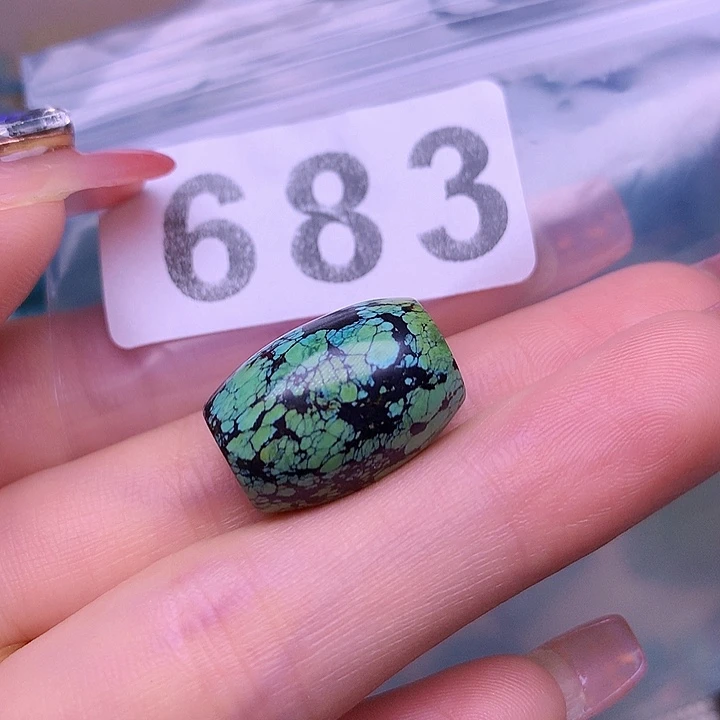 绿松石未镶嵌珠宝半成品