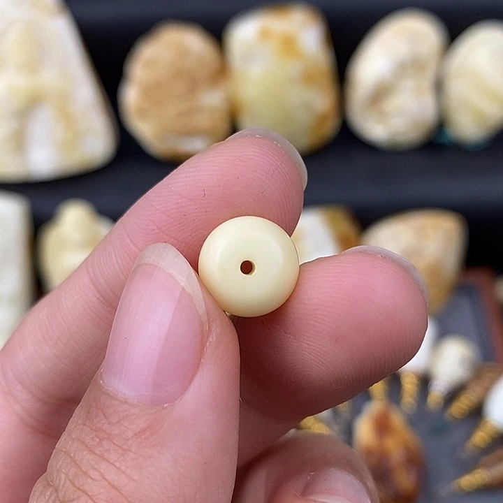 琥珀未镶嵌裸石10隔珠