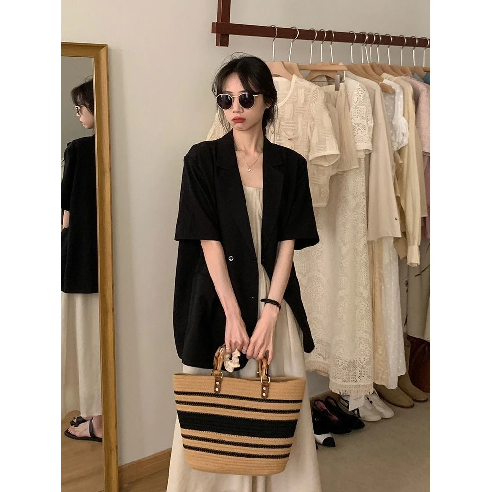 2024夏季穿搭一整套气质名媛设计感时尚西装外套修身吊带裙两件套