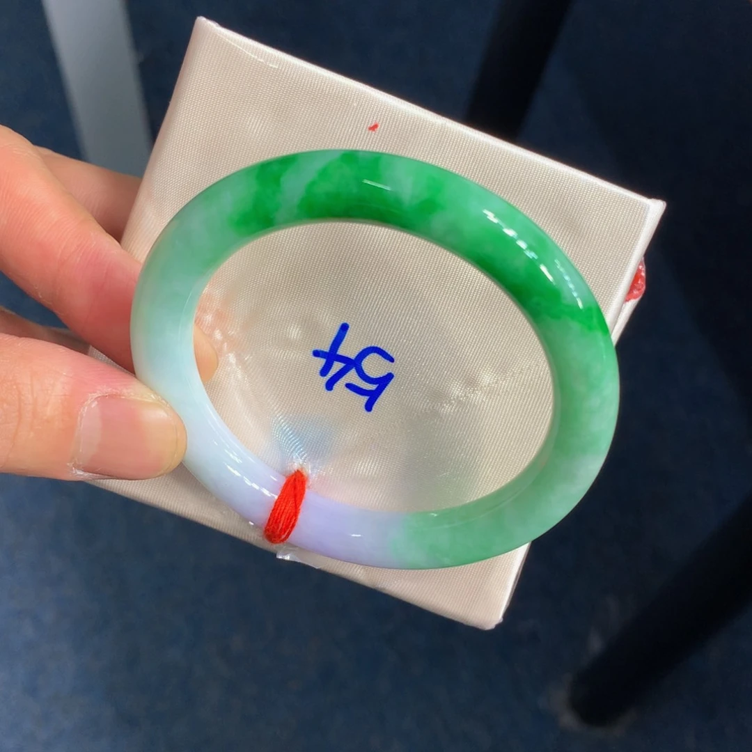翡翠手镯（圆镯）未镶嵌翡翠
