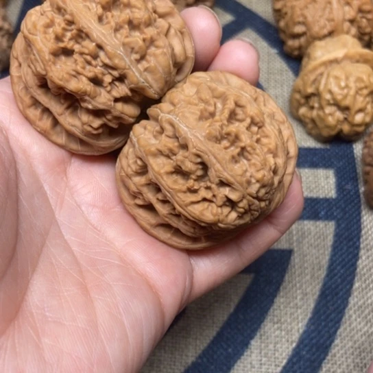吊坠文玩核桃大粗筋