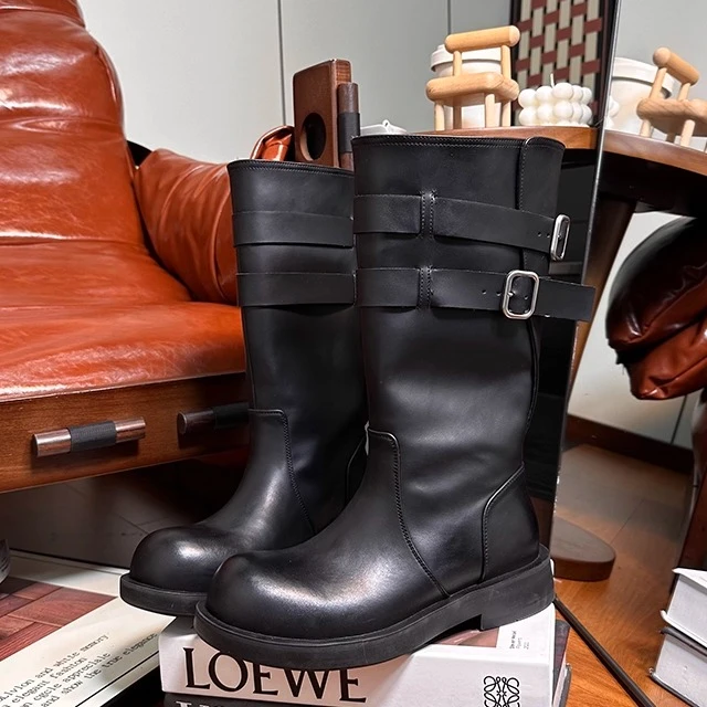 真皮圆头粗跟皮带扣中筒机车靴女秋冬法式骑士靴瘦瘦靴马丁靴长靴