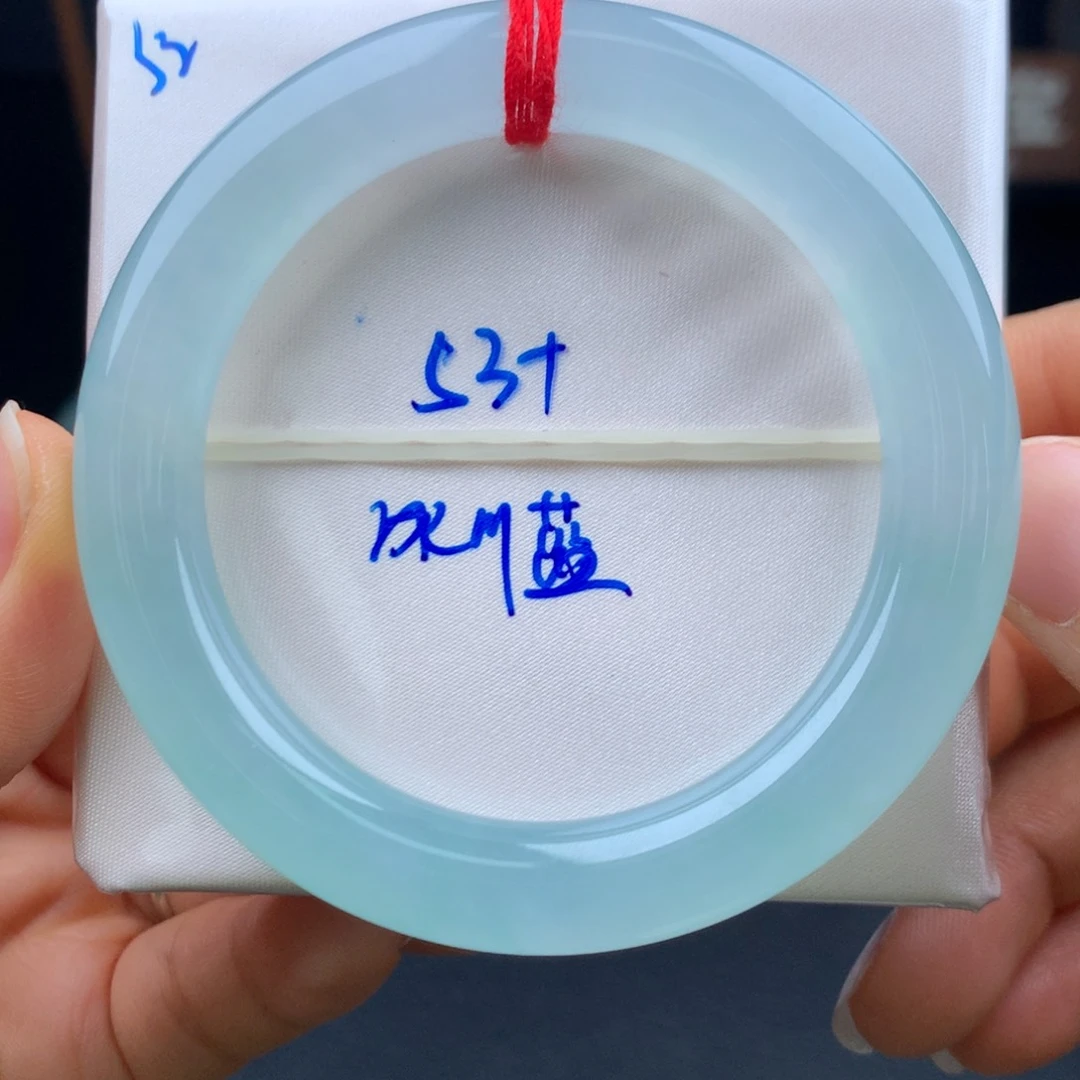 翡翠手镯未镶嵌冰川蓝