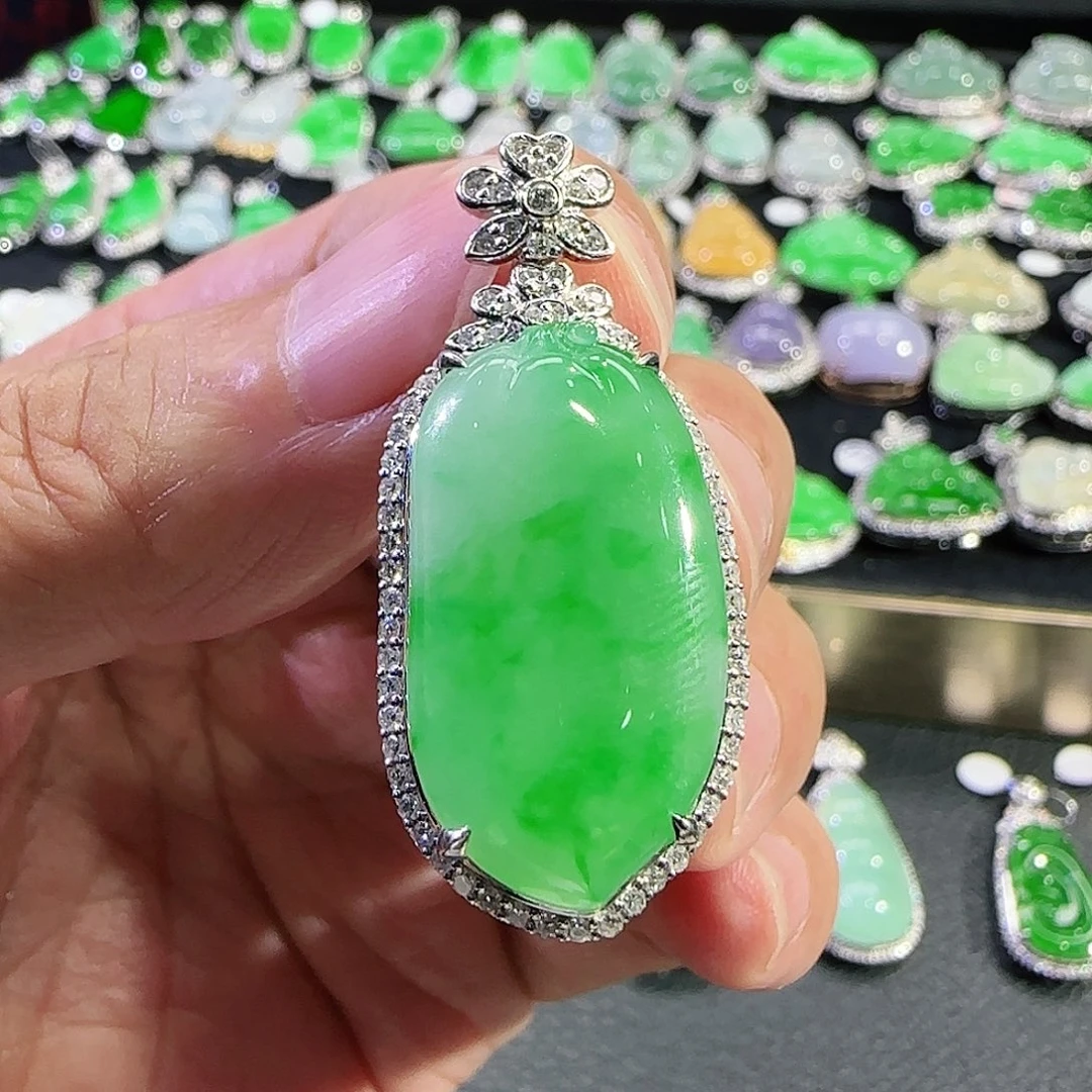 翡翠18K金镶嵌吊坠(不含链)