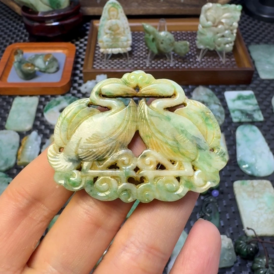 翡翠颈饰未镶嵌千**集翡翠颈饰未镶嵌..