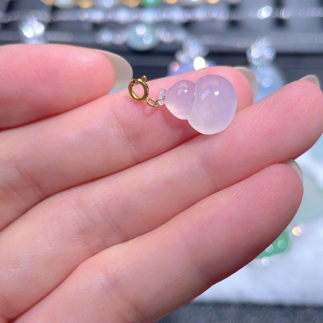 翡翠18K金镶嵌颈饰翡翠