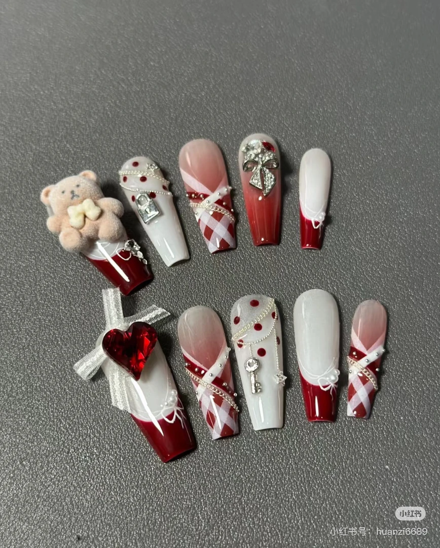 『汪汪遂岁美甲』娄底链接