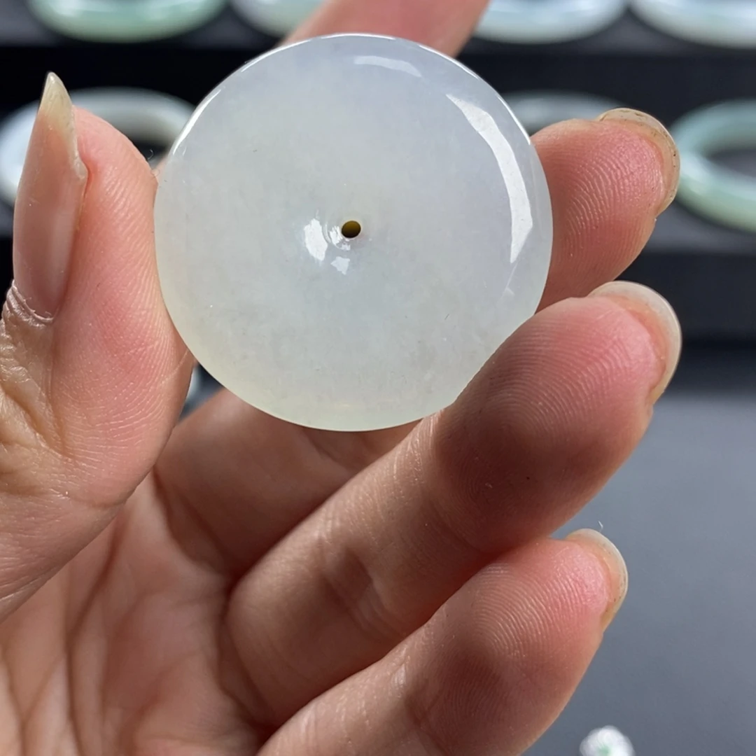 翡翠未镶嵌颈饰天然翡翠