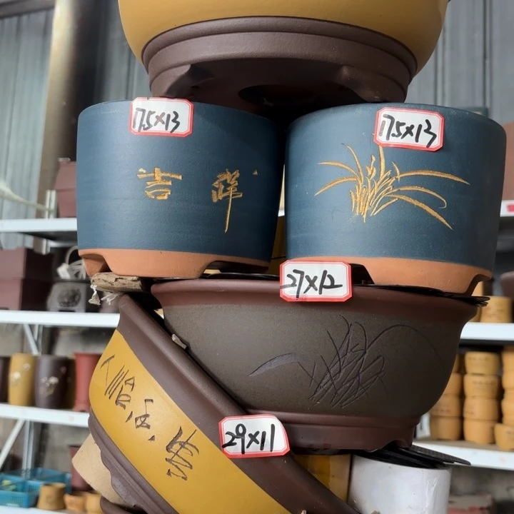 紫砂花盆100-6。