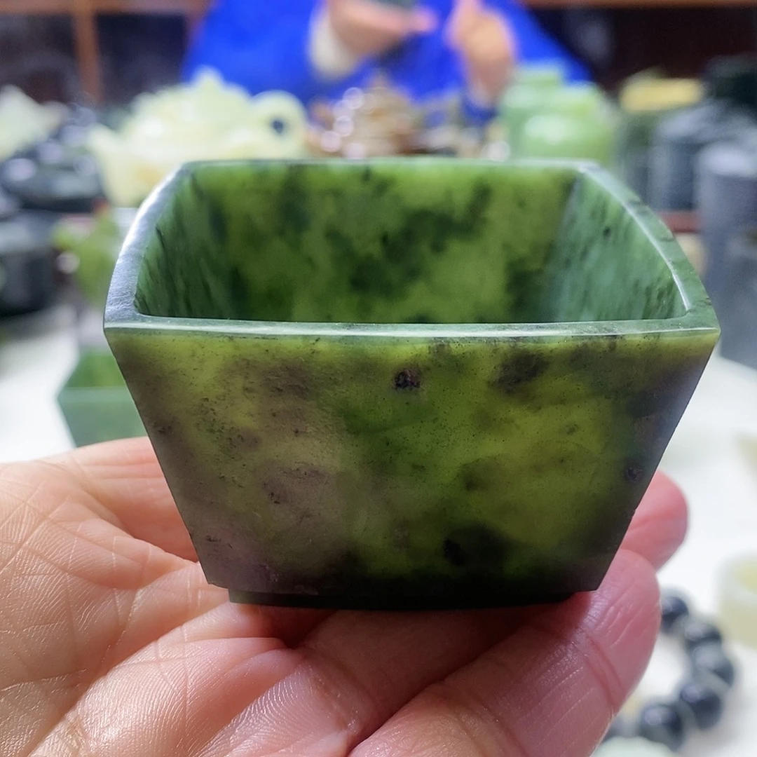 和田玉茶杯未镶嵌