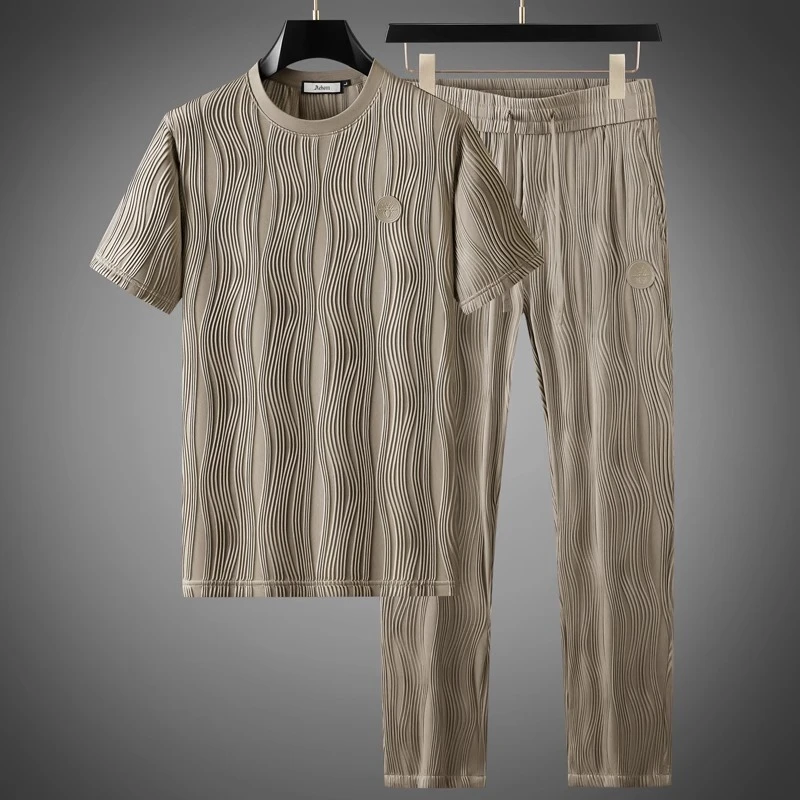 夏季高端休闲套装男士质感条纹轻薄透气弹力时尚圆领短袖运动套装