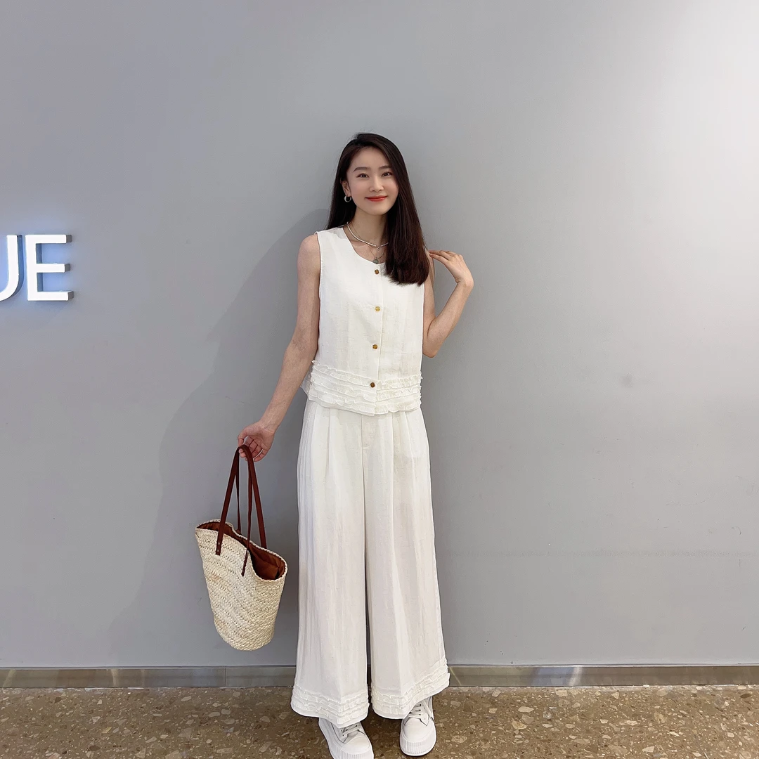 刺绣套装女装夏季气质女人莱赛尔套装无袖蕾丝花边九分裤套装B268