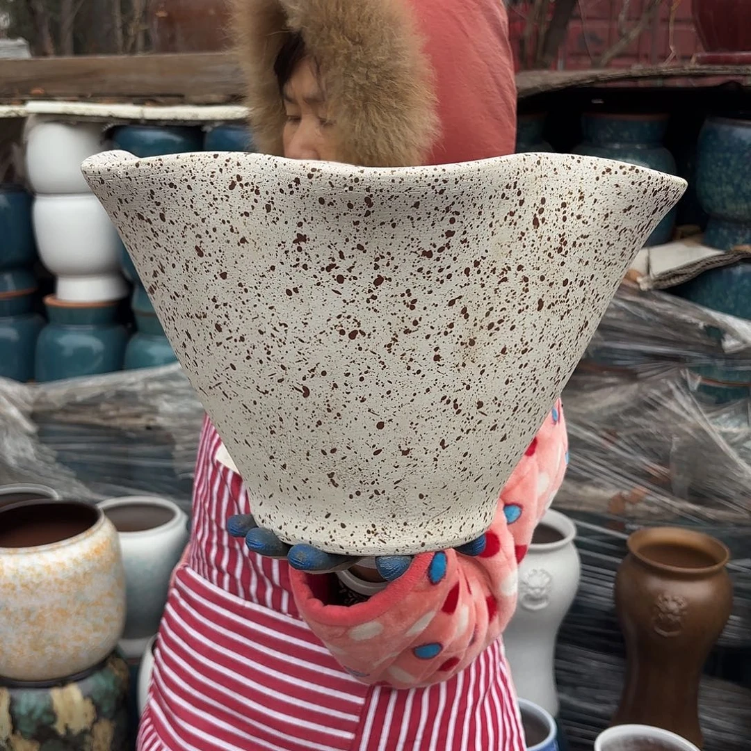 高度23厘米口径35厘米