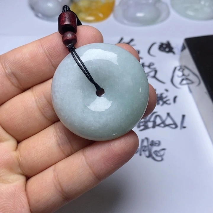 颈饰未镶嵌翡翠殊*兵翡翠