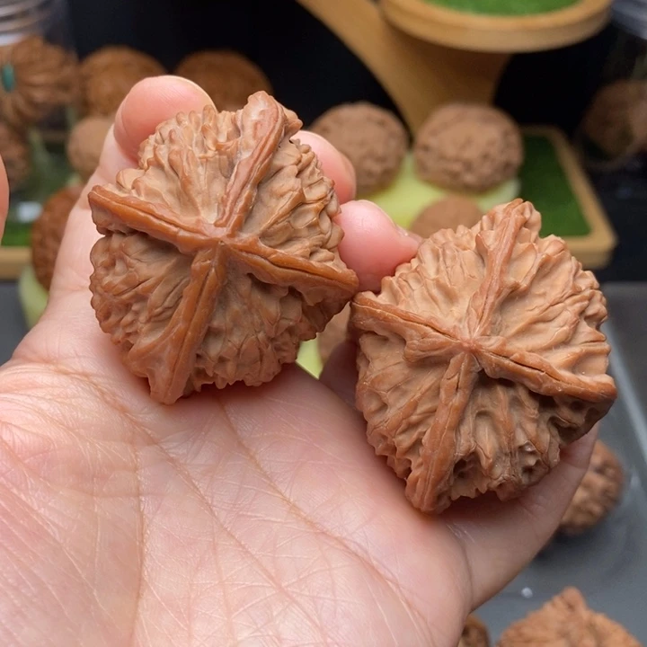 把件文玩核桃四棱50