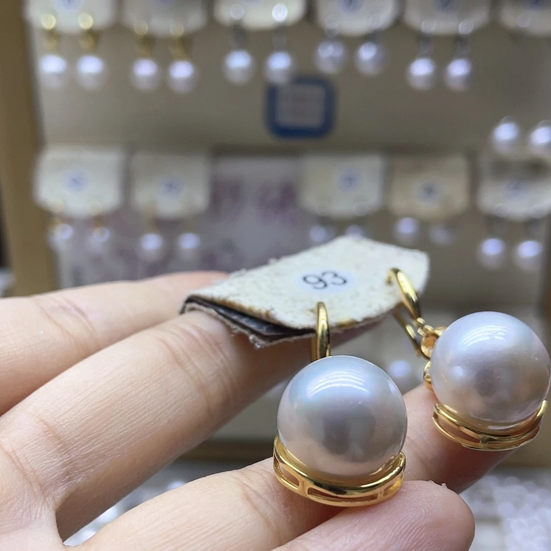 银S925镶嵌淡水珍珠耳饰