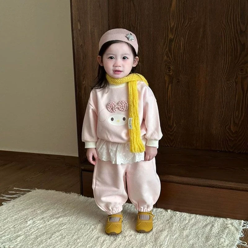 女宝宝秋季套装2025新款儿童卡通卫衣花边卫裤春秋款洋气两件套潮