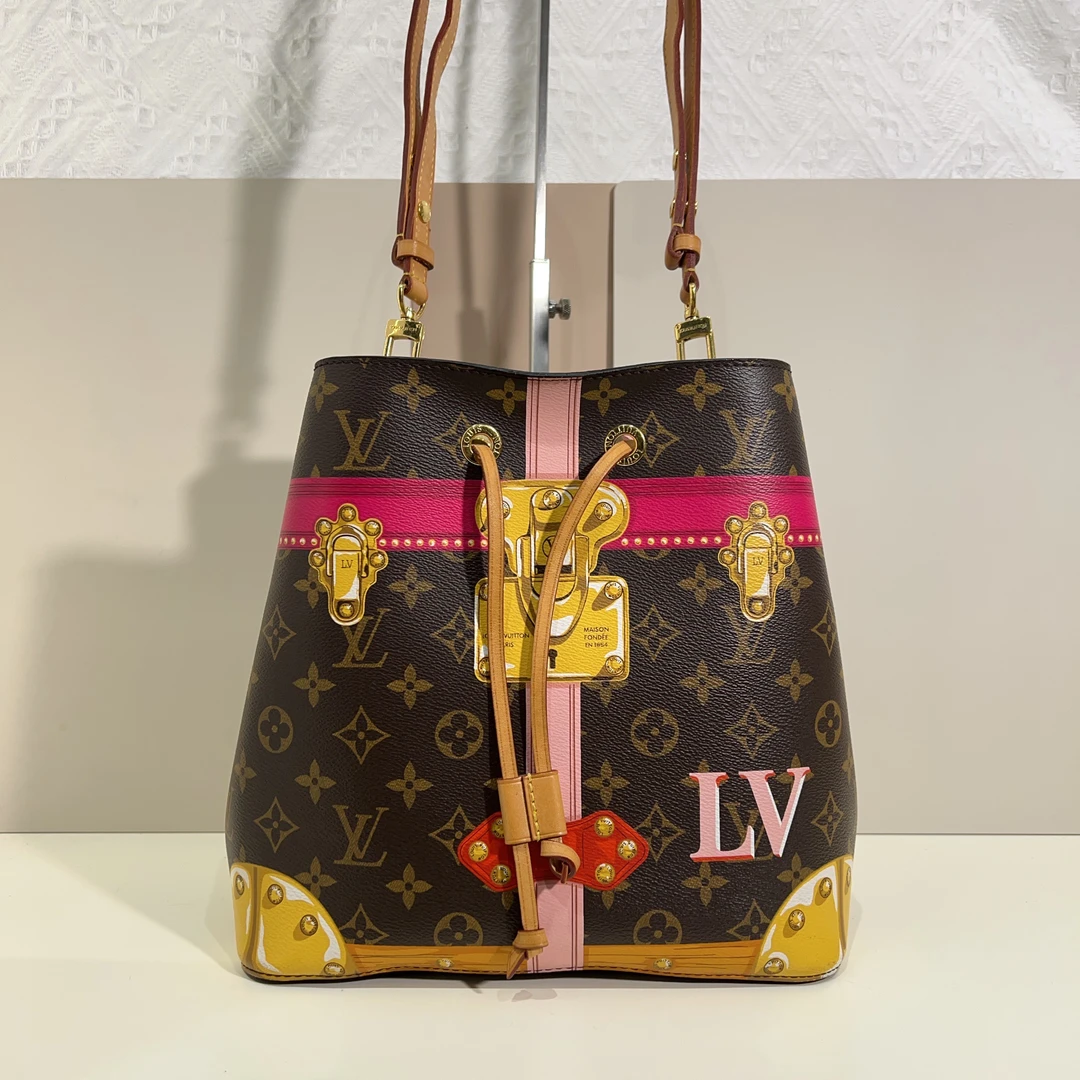 95新 LouisVuitton/路易威登 lv限定宫廷水桶包a7249