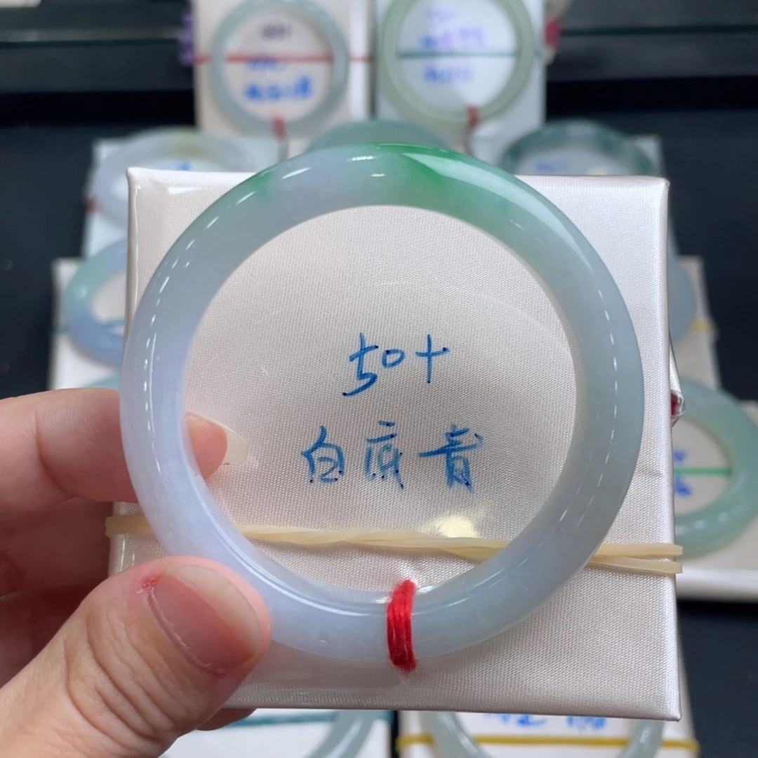 未镶嵌手镯翡翠翡翠手镯