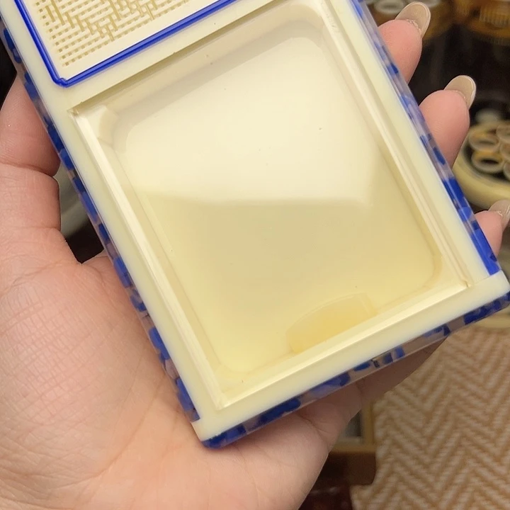 朱***尼哈哈哈哈就好哈哈哈