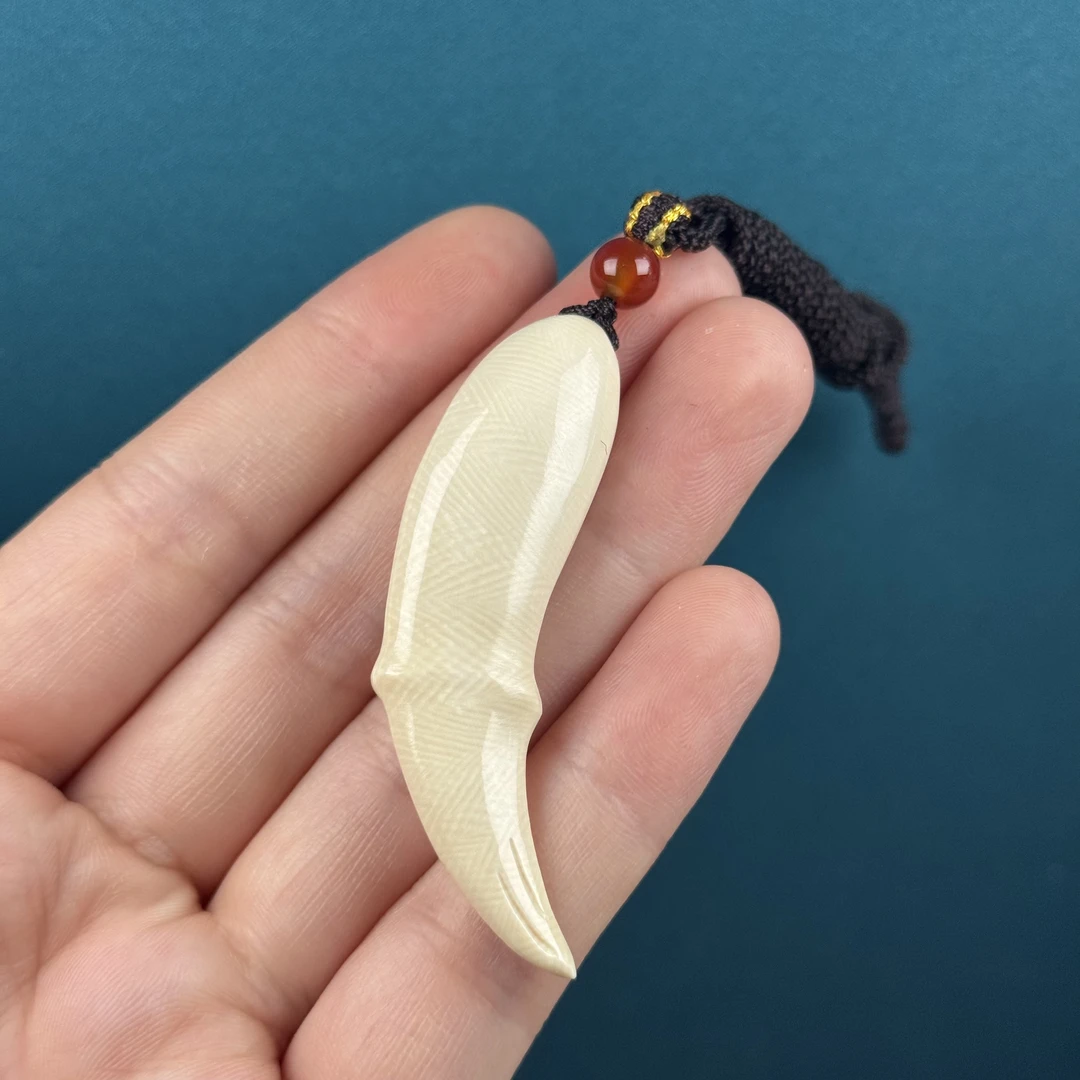 B1076 天然猛犸牙 雕刻牙尖 长度：56.7mm支持鉴定 假一罚四
