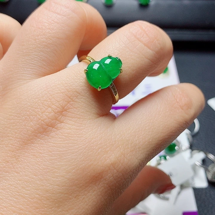 银S925镶嵌戒指翡翠