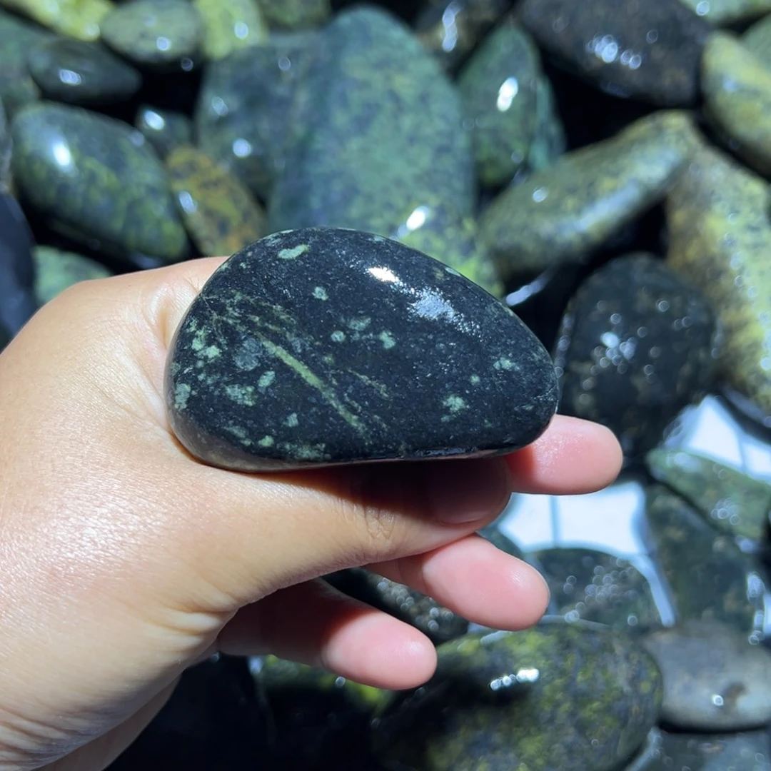 未镶嵌蛇纹石玉西藏藏玉药王石萧*宇