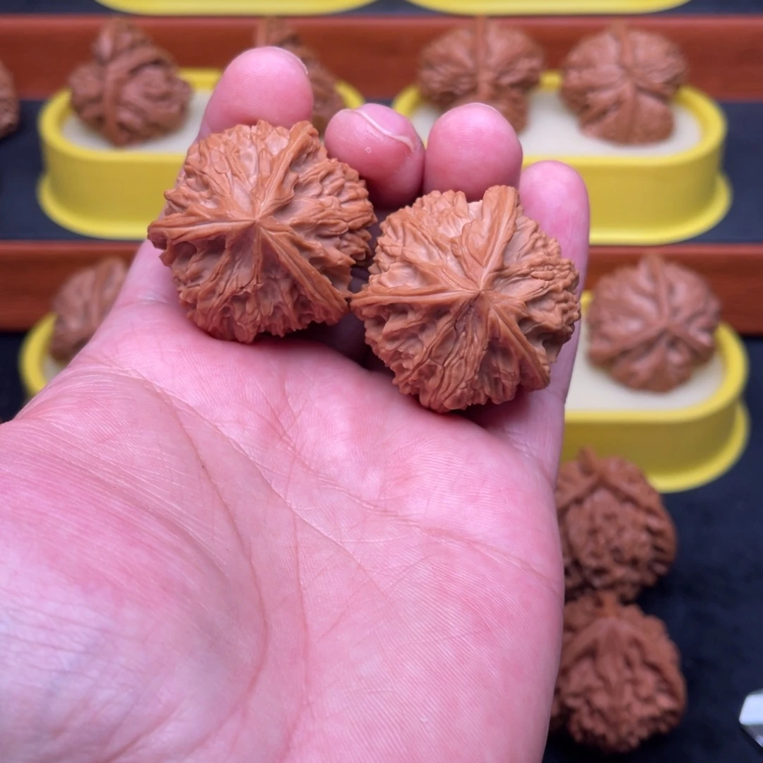 手串/手链核桃玉龙粗筋三棱40