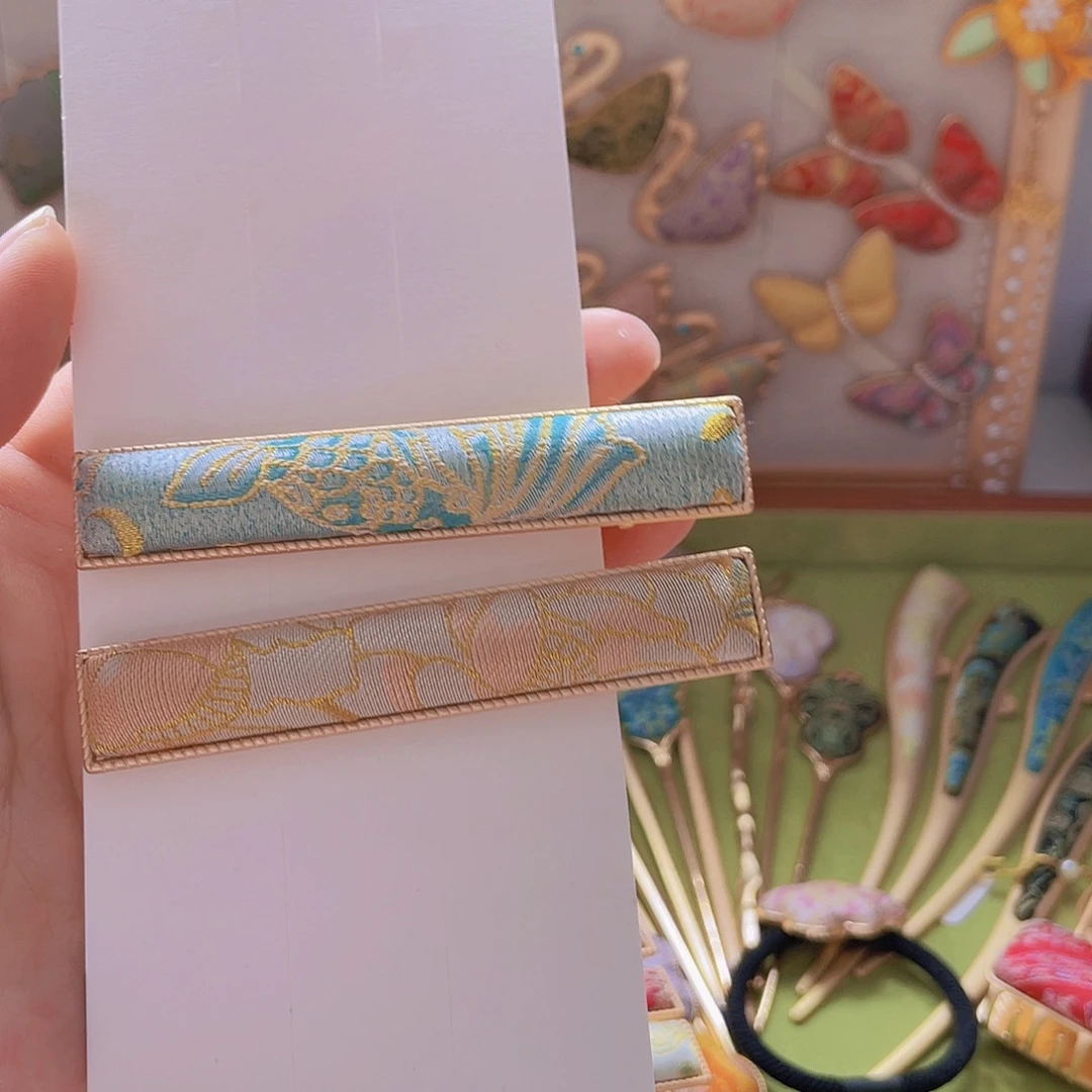锌合金皮质中式风格的长夹子