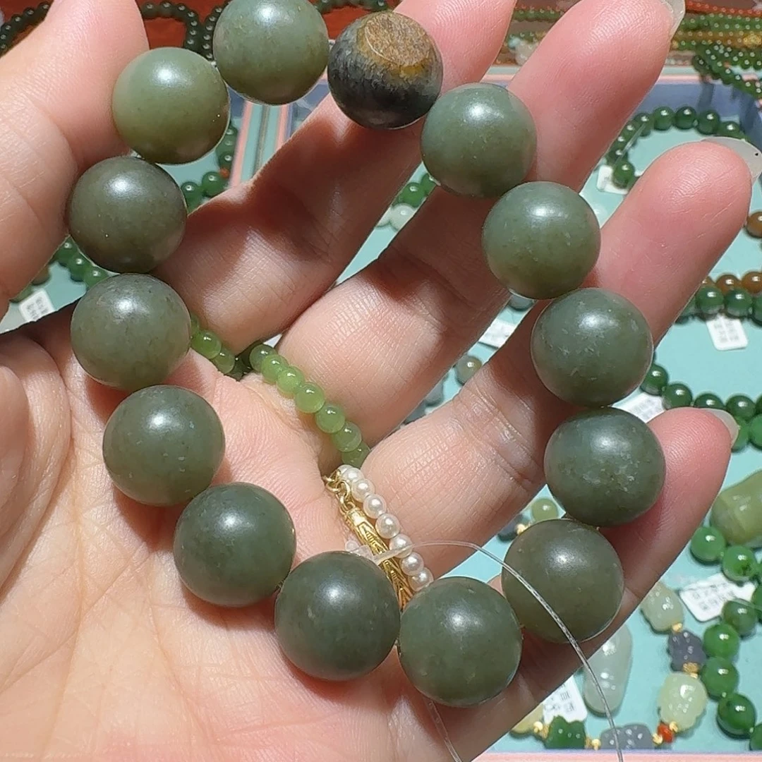 和田玉未镶嵌珠宝奇石