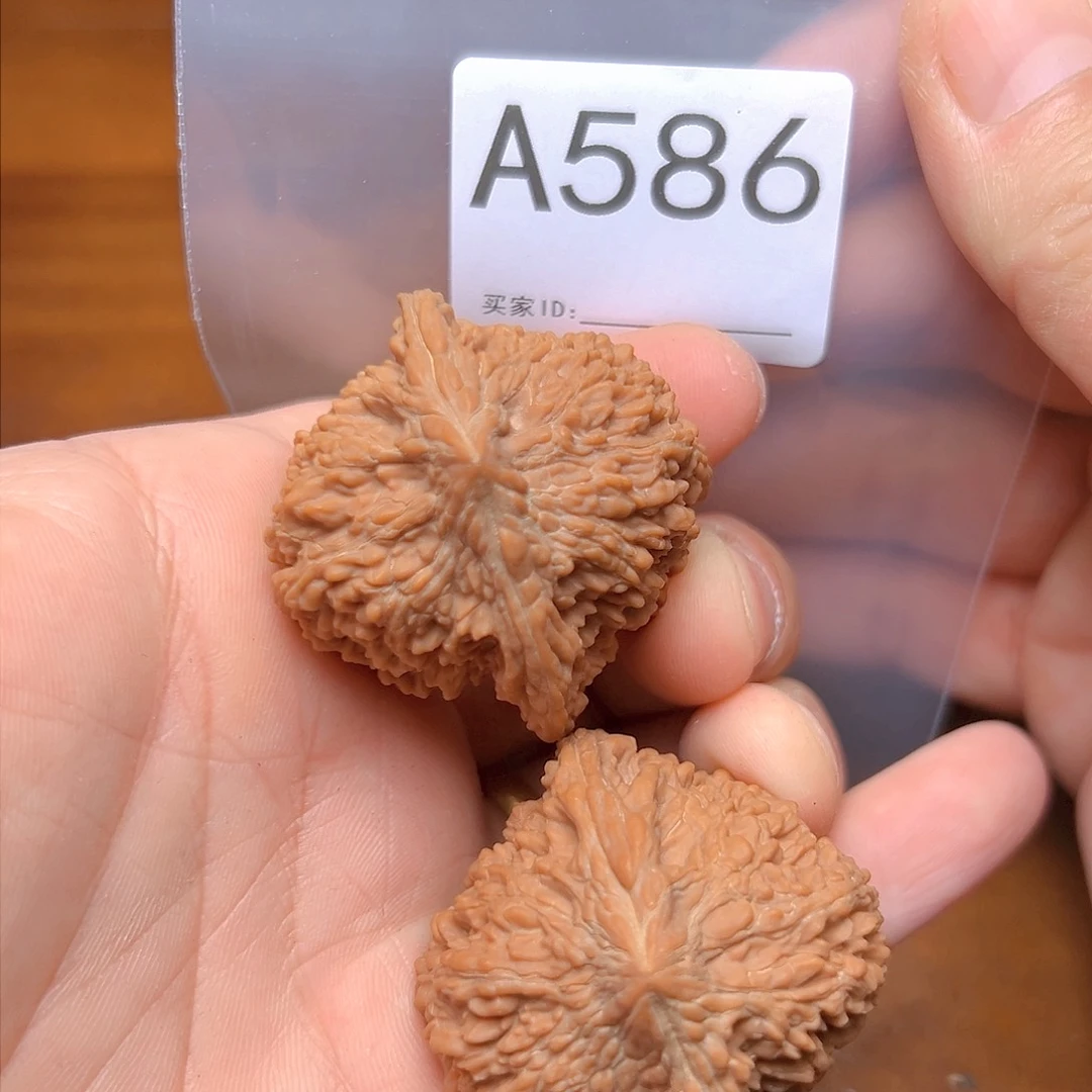 文玩核桃吊坠43➕满天星