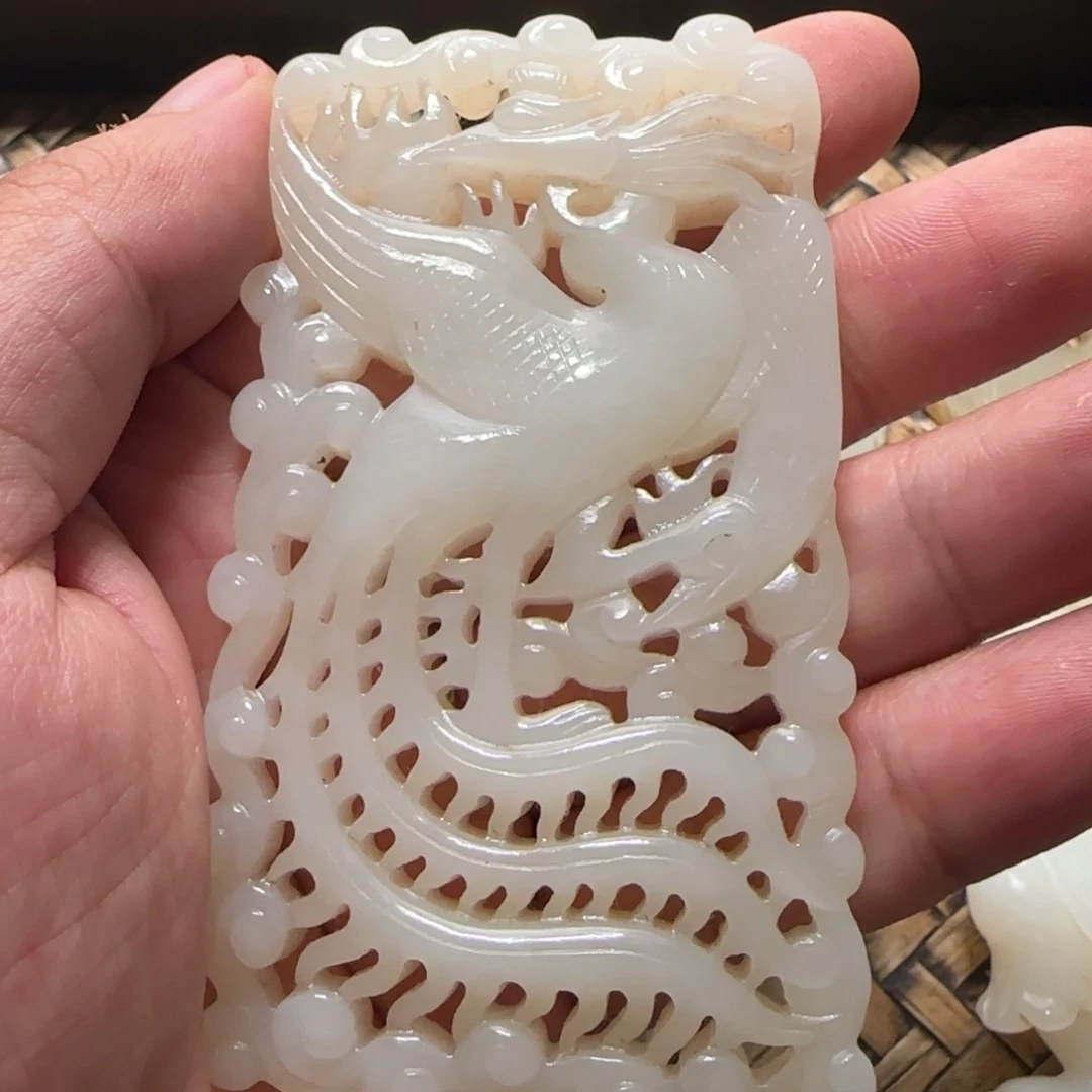 用***2和田玉未镶嵌挂件