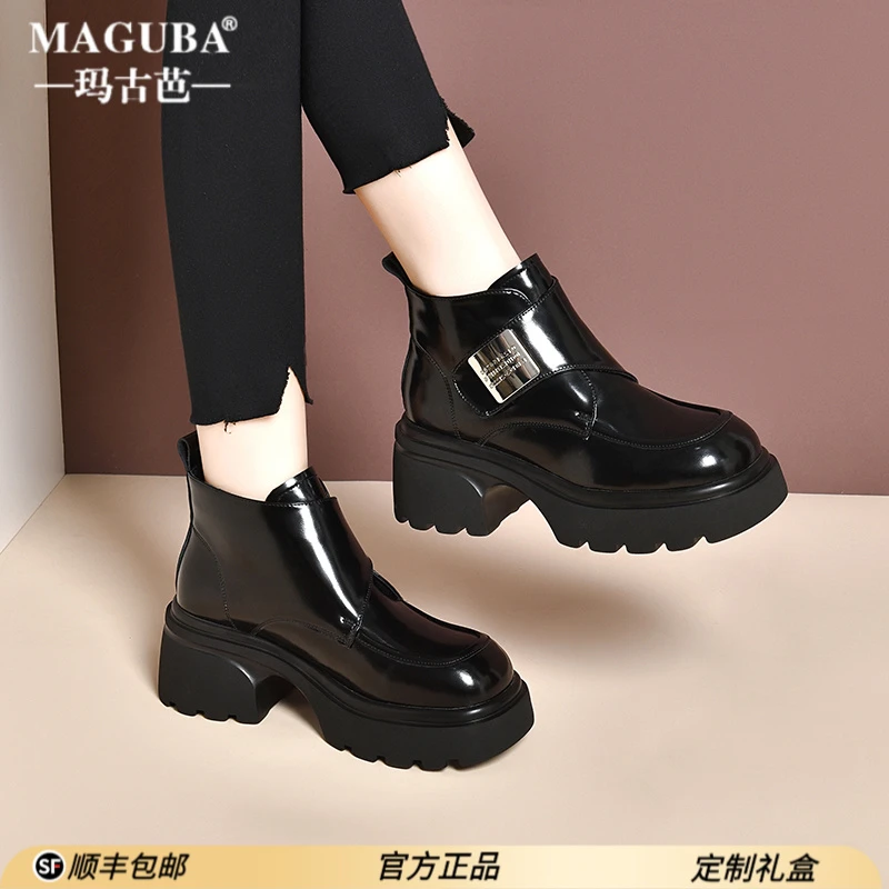 玛古芭厚皮马丁靴女款冬季亮面英伦风高跟真皮时尚休闲百搭短靴