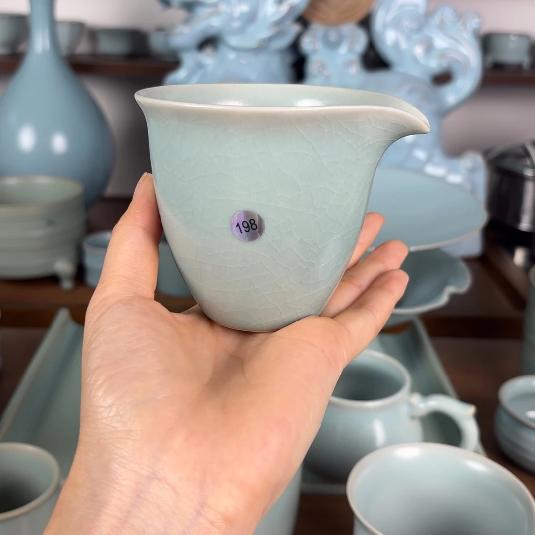 公道杯编号198仿古釉圈足公道