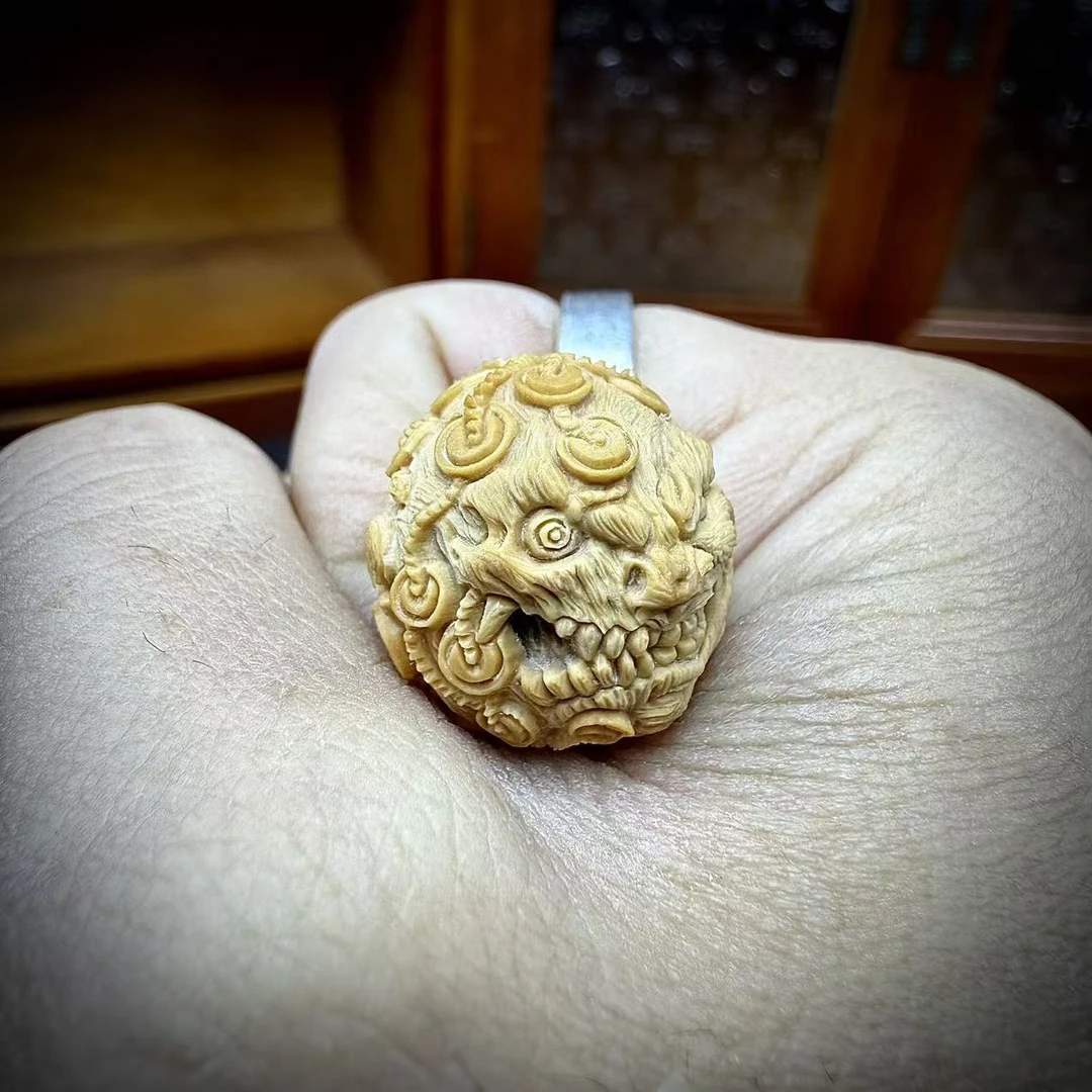 猴头雕刻单颗 钱币邪僧 手修款 尺寸17 18左右