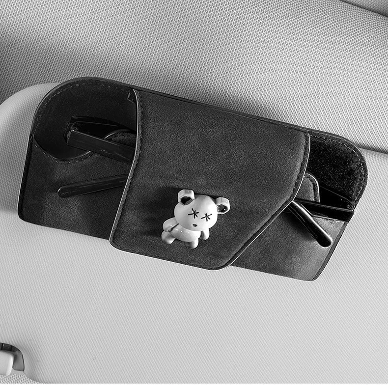 车载翻毛皮眼镜盒遮阳板眼镜夹汽车内主驾墨镜夹太阳镜车用收纳盒