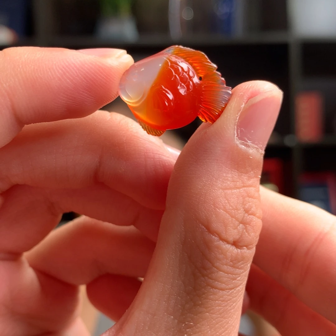 南红玛瑙原矿南红未镶嵌干掌冰飘锦鲤鱼